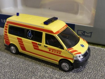 1/87 Rietze VW T5 Luxambulance LU 51895