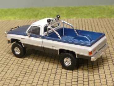 1/87 Brekina GMC Sierra Grande, blaumetallic/weiss 19660