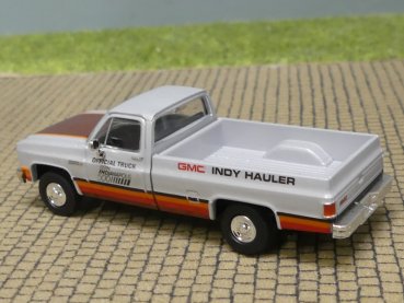 1/87 Brekina GMC Sierra Grande, indy Hauler 19657