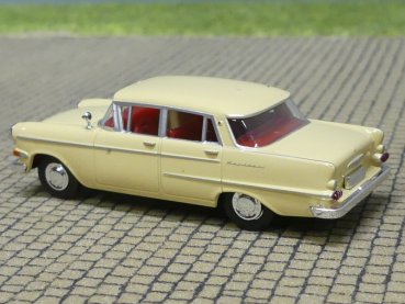 1/87 Brekina Opel Kapitän '59 beige 20802