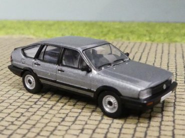 1/87 PCX VW Passat B2 grau metallic 870411