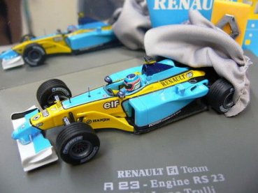 1/43 UH Renault F1 RS23 Jarno Trulli #7  77 11 223 994