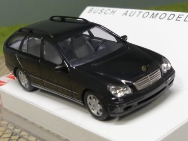 1/87 Busch MB C-Klasse T-Modell 2020 schwarz 49150