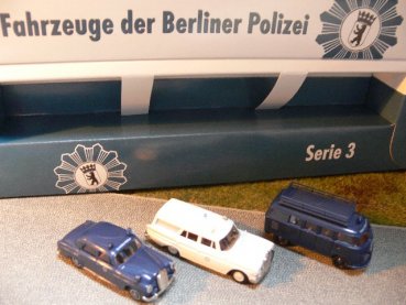1/87 Brekina Fahrzeuge der Berliner Polizei VW T1-MB 180-MB 190 Serie 3 90373