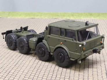 1/87 Brekina Tatra 813 8x8 Kolos oliv 71936