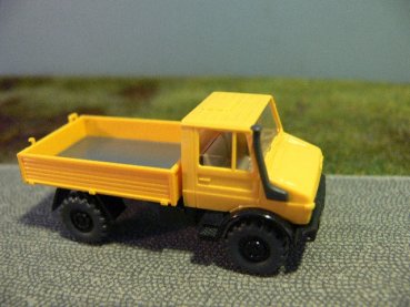 1/87 Wiking Unimog 1700 gelb 375 6A