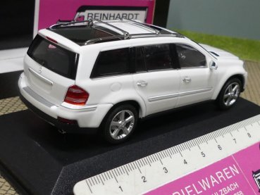 1/43 Minichamps MB GL-Klasse 2006 weiß 400 035000