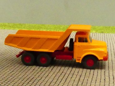 1/87 Wiking MAN Muldenkipper orange 671 1 A