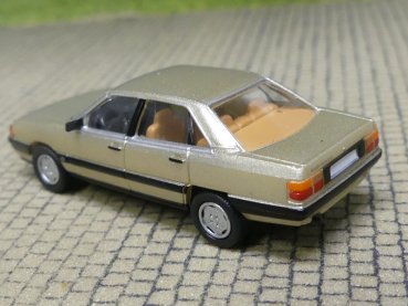 1/87 PCX Audi 100 (C3) beige 870438