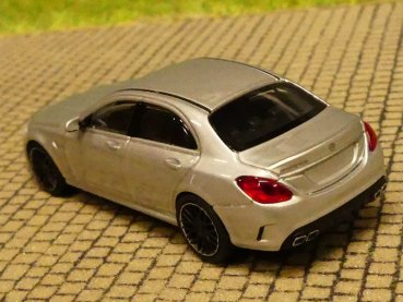 1/87 Minichamps Mercedes AMG C63 Limousine silber 870038101