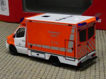 1/87 Herpa MB Sprinter `18 Fahrtec RTW Feuerwehr Essen 096737