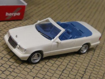 1/87 Herpa 300 CE-24 Cabrio mit Brabus Monoblock IV Felgen 420990