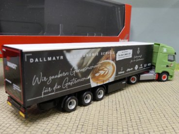 1/87 Herpa Iveco S-Way Gardinenplanen-Sattelzug Wandt / Dallmayr 316910