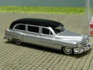 1/87 Busch Cadillac Station Wagon'52 silbermetallic 43480