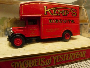 Matchbox Yesteryear Morris Courier 1931 Kemps Biscuits Y31