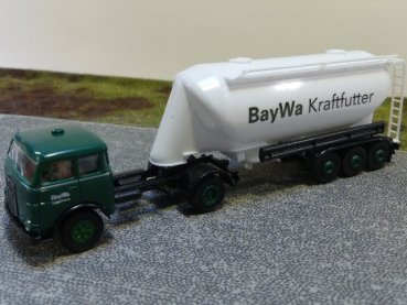 1/87 Brekina MAN 10.212 BayWa Kraftfutter Silo-Sattelzug 97807