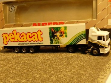 1/87 Albedo MAN F2000 pekacat Koffer Sattelzug 800015