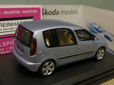 1/43 Abrex Skoda Roomster Polar Metallic A10