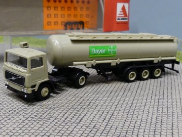 1/87 Herpa Albedo Volvo F12 Bayer Tank SZ #310