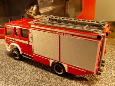 1/87 Herpa MB Atego HLF Freiwillige Feuerwehr Essen Mitte 093750