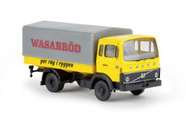 1/87 Brekina Volvo F 613 Wasabröd 34761