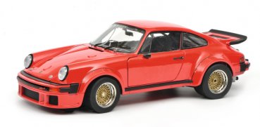 1/18 Schuco Porsche 934 RSR indischrot 45 003 3900