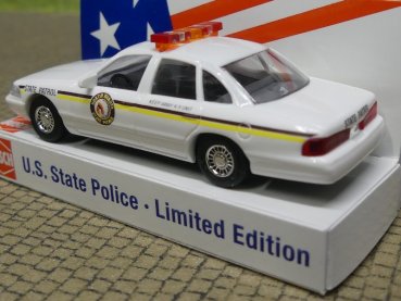 1/87 Busch Ford Crown Victoria North Dakota Limited #33/49079