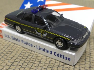 1/87 Busch Ford Crown Victoria Ohio Limited 49070