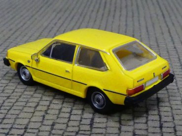 1/87 PCX Volvo 343 gelb PCX870300