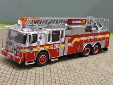 1/87 PCX Ferrara Ultra FDNY - Queens Ladder 129 870688