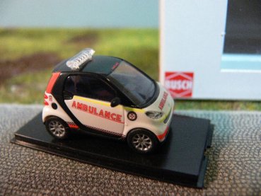 1/87 Busch Smart Fortwo Ambulance 2007 46162