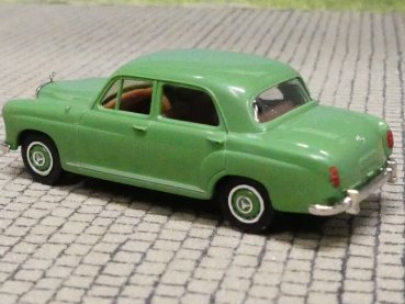 1/87 Brekina MB 180 grün 23052