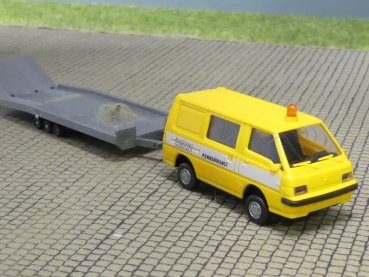 1/87 Rietze Mitsubishi L300 '87 Pannendienst + PKW Anhänger