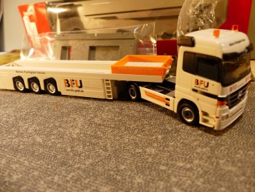 1/87 Herpa MB Actros LH 08 Betonteile-SZ BFU 157650