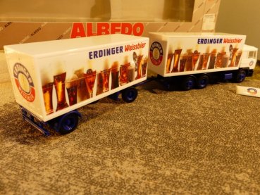 1/87 Albedo MAN F90 Erdinger Weissbier Koffer Hängerzug 900009