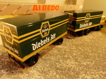 1/87 Albedo MAN F90 Diebels Alt Fahrerhaus gold Koffer Hängerzug