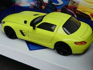 1/43 Solido MB SLS AMG gelb 4401100