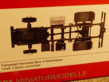 1/87 Herpa Fahrgestell MB Atego 3-Seiten Kipper 2 Stk. 084932