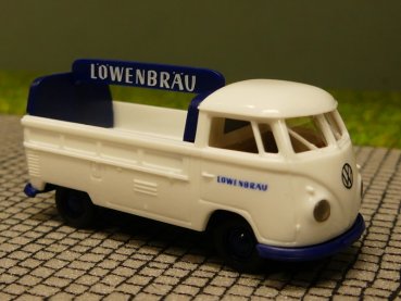 1/87 Brekina # 1166 VW T1 b Pritsche Löwenbräu Sondermodell Reinhardt