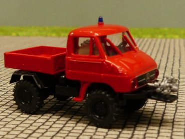 1/87 Brekina Unimog 411 Feuerwehr + Vorbaupumpe 39013