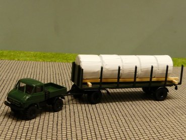 1/87 Brekina Unimog 411 mit Anhänger und Ladegut Heuballen 39114