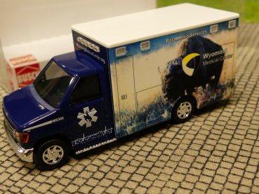 1/87 Busch Ford E-350 Ambulance Wyoming Bison 41848 SONDERPREIS!