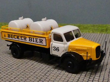 1/87 Brekina Henschel HS 140 Becker Bier mit Tanks Sondermodell Reinhardt