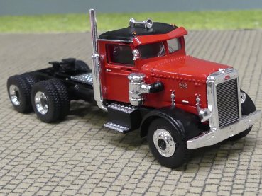 1/87 Brekina Peterbilt 281 rot 85750