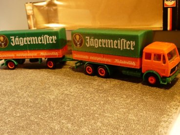 1/87 Herpa MB NG Jägermeister Planen Hängerzug 811327