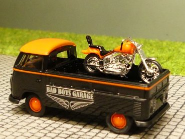 1/87 Brekina # 1523-1 VW T1 b Bad Boys mit Motorrad Sondermodell Reinhardt