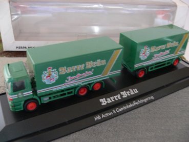 1/87 Herpa 188630 MB Actros S Barre Bräu Getränkekoffer- Hängerzug PC