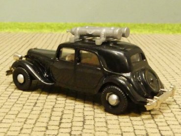 1/87 Brekina Citroen 11 CV  schwarz mit Gasflaschen