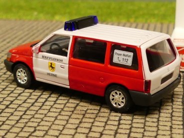 1/87 Busch Chrysler Voyager Feuerwehr Herne 44611