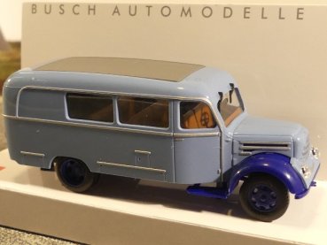 1/87 Busch Robur Garant K 30 Kombiwagen blau 51851